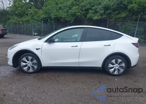 2021 Tesla Model Y Long Range Dual Motor All-Wheel Drive из США, поврежденный, VIN 5YJYGDEE6MF182630